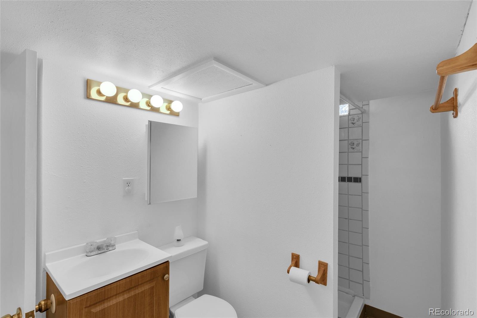 MLS Image #20 for 772 s simms street,denver, Colorado