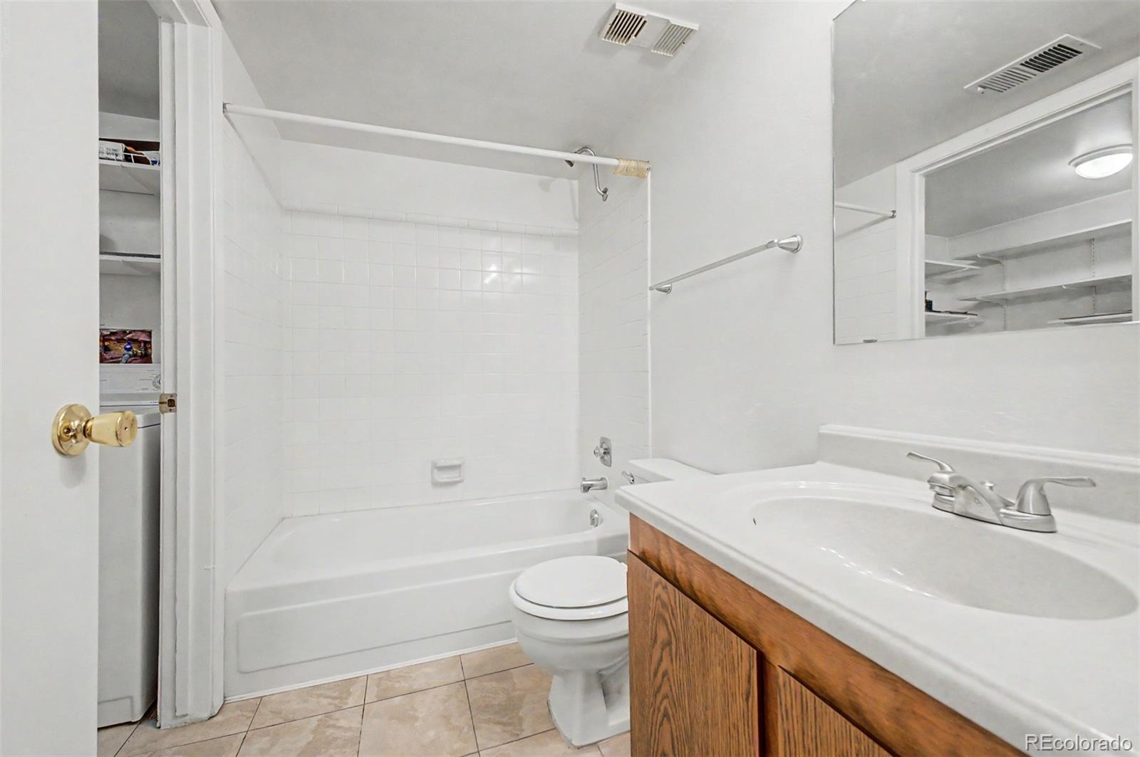 MLS Image #18 for 12506 e cornell avenue,aurora, Colorado