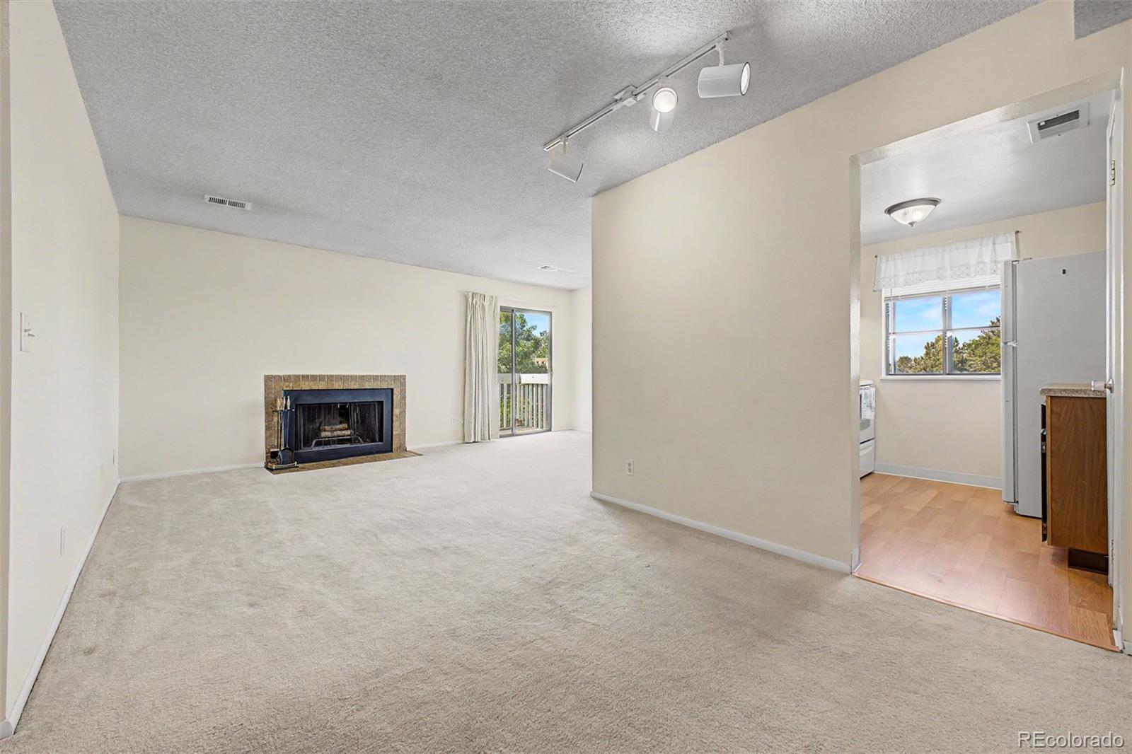 MLS Image #7 for 12506 e cornell avenue,aurora, Colorado