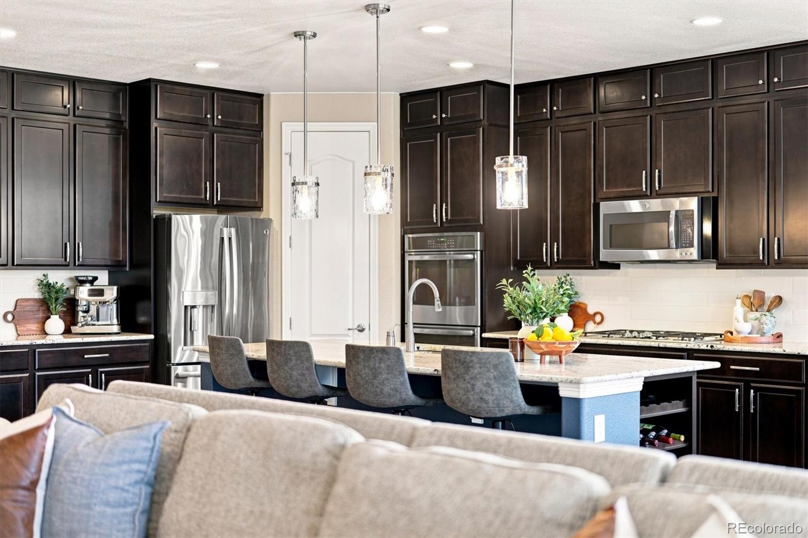 MLS Image #12 for 9437  iron mountain way,arvada, Colorado