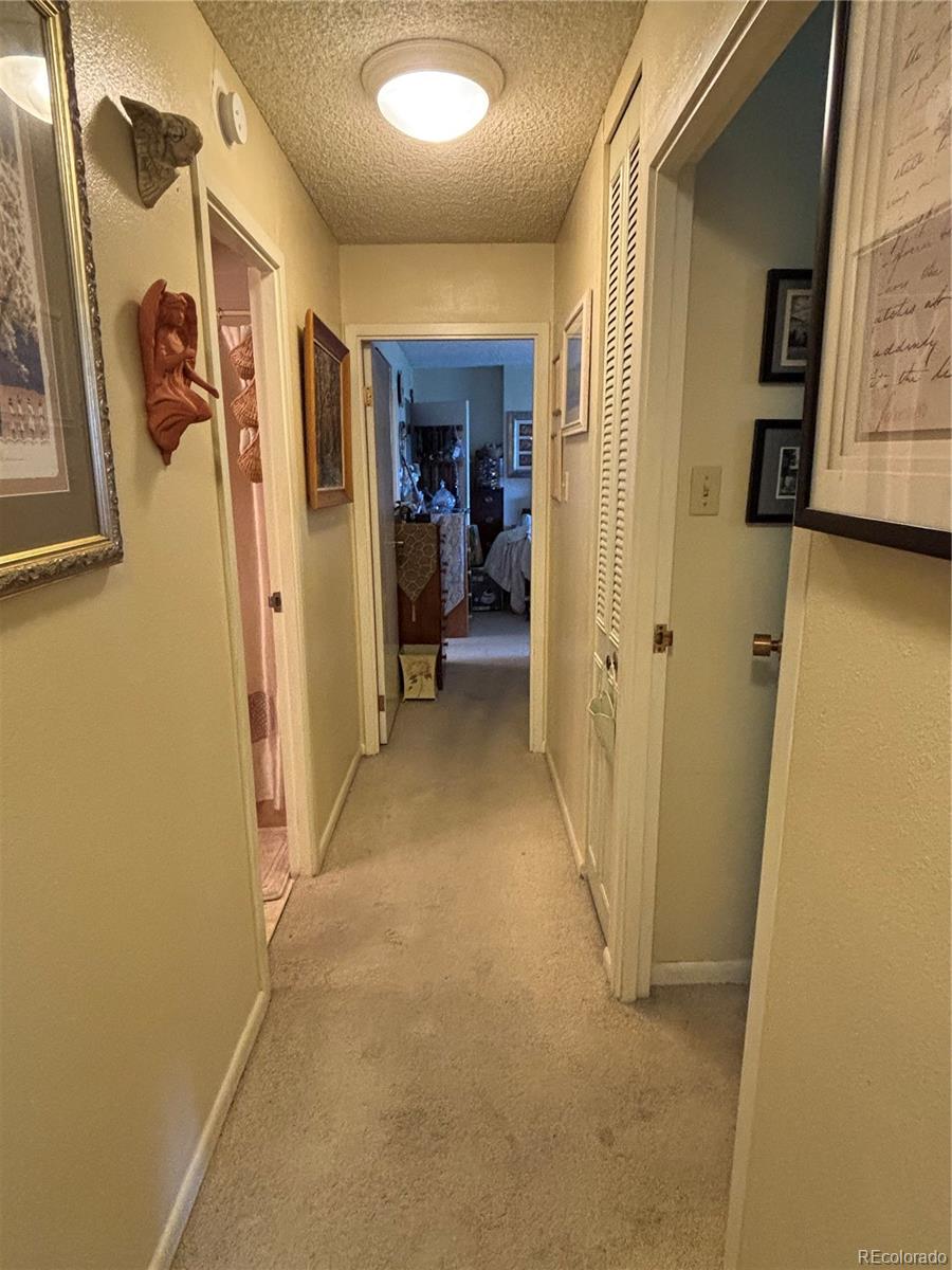 MLS Image #6 for 411  lakewood circle b-813,colorado springs, Colorado