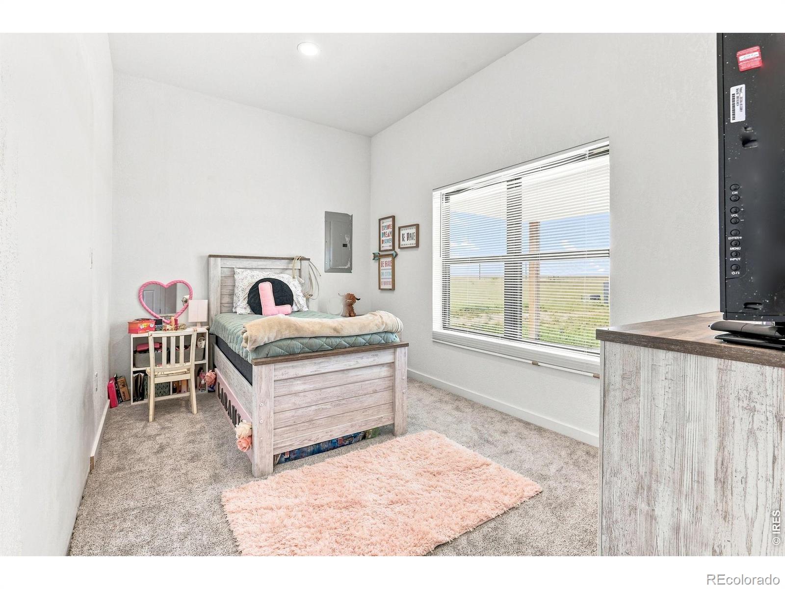 MLS Image #17 for 15550  county road x ,weldona, Colorado