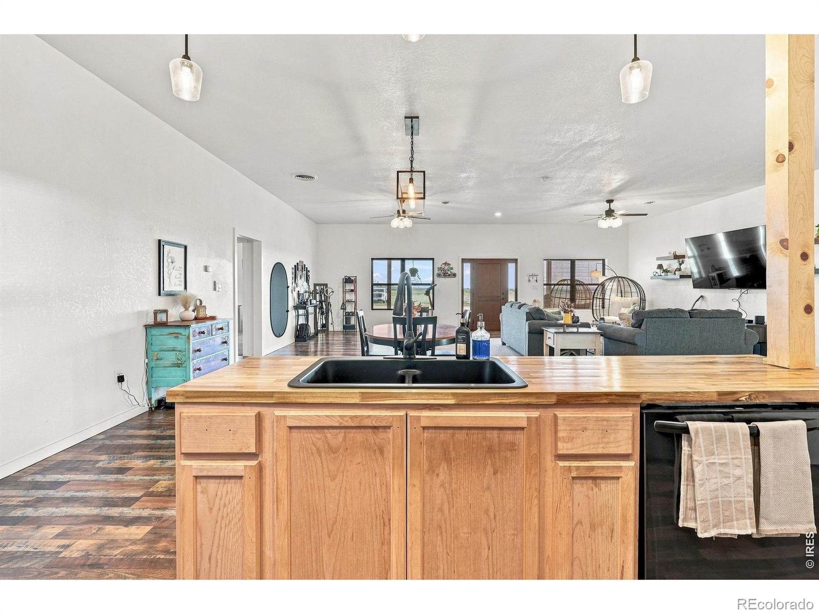 MLS Image #7 for 15550  county road x ,weldona, Colorado
