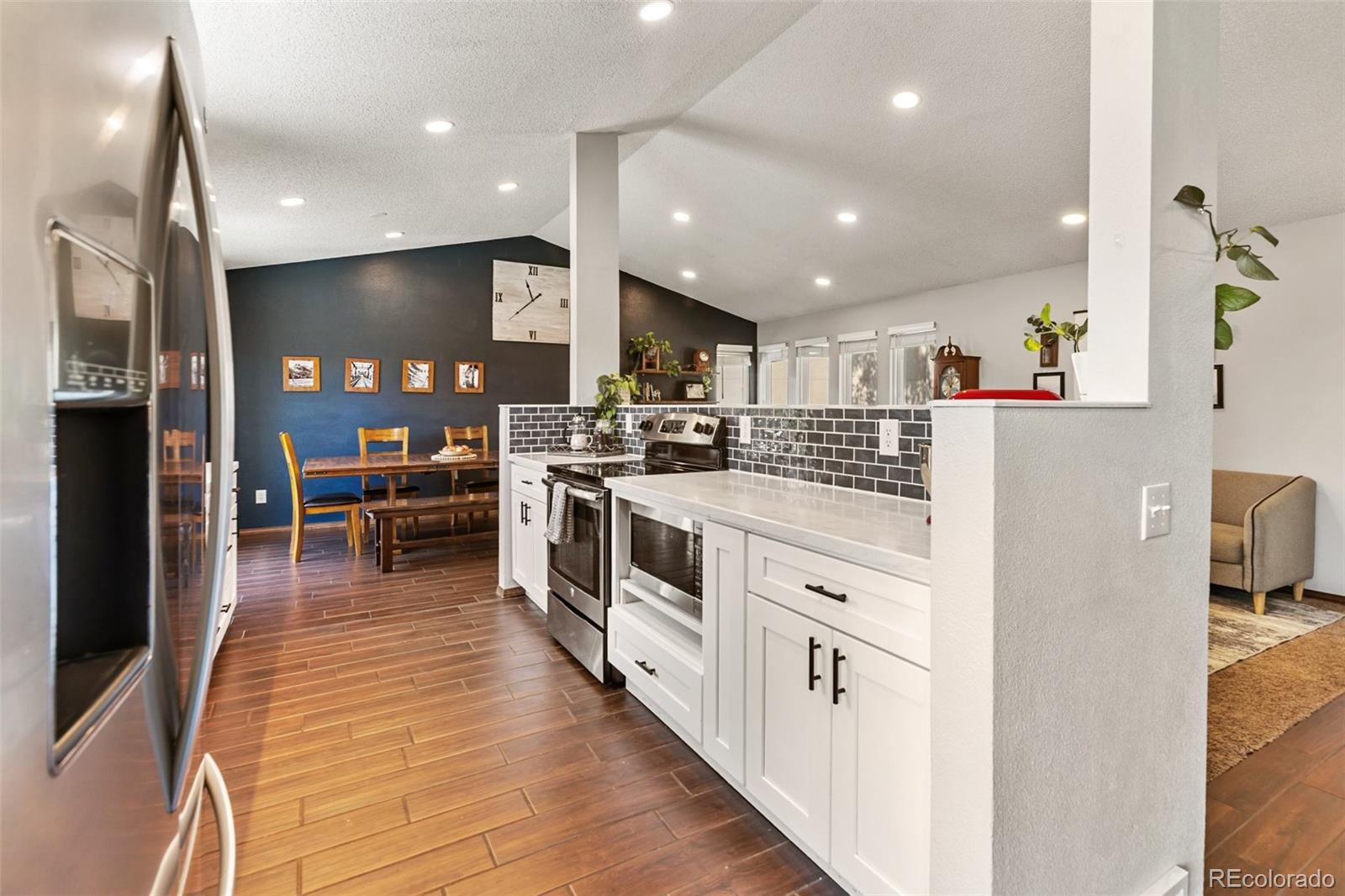 MLS Image #10 for 4932  horseshoe bend street,colorado springs, Colorado
