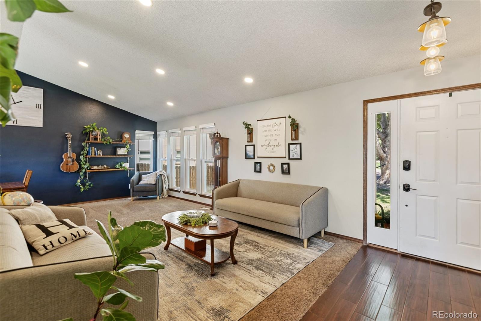 MLS Image #3 for 4932  horseshoe bend street,colorado springs, Colorado