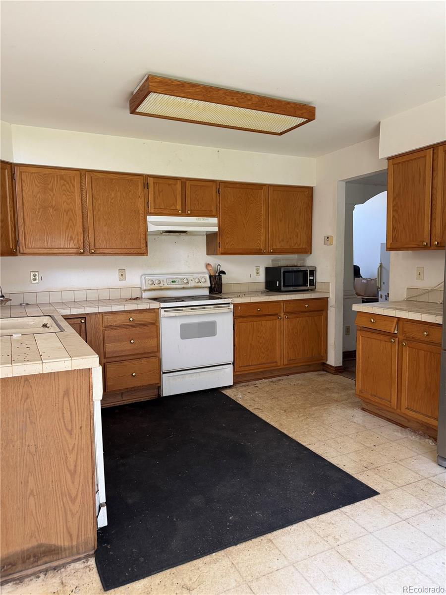 MLS Image #5 for 2221 s moline court,aurora, Colorado