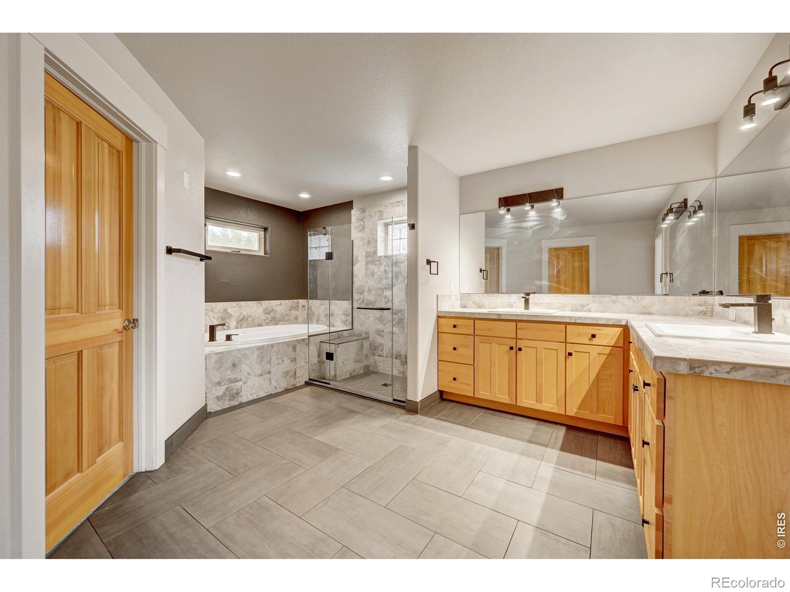 MLS Image #10 for 621  1st avenue,lyons, Colorado