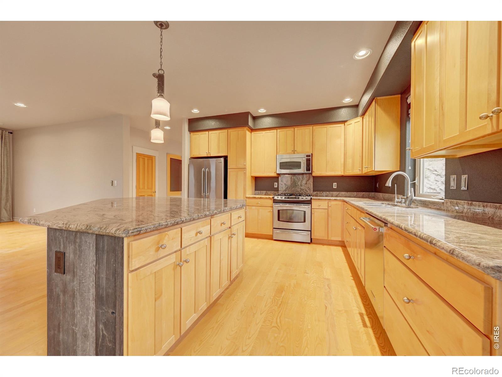 MLS Image #6 for 621  1st avenue,lyons, Colorado