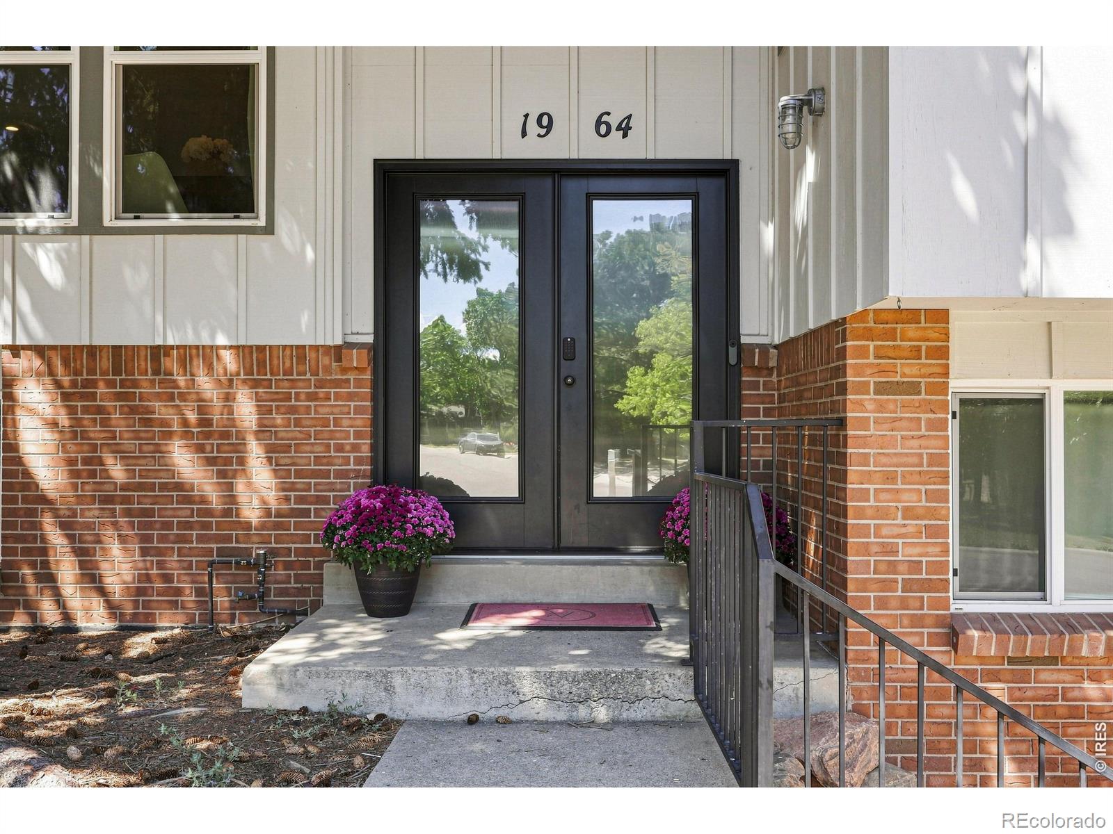 MLS Image #6 for 1964  foothills road,golden, Colorado