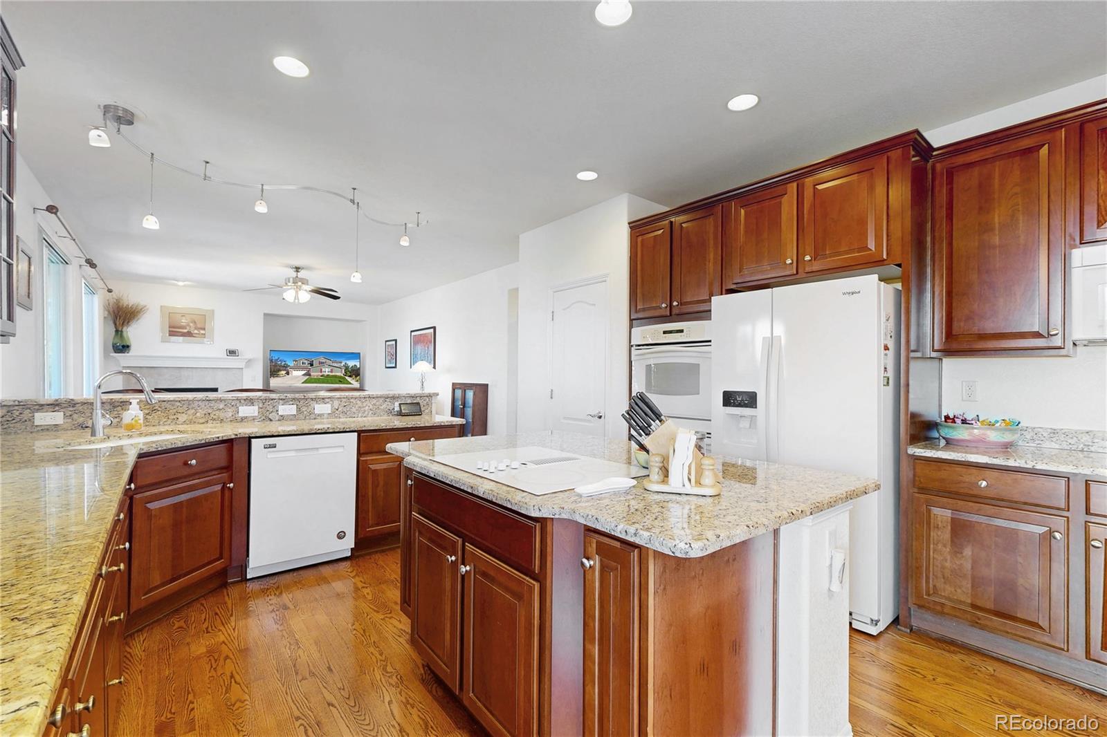 MLS Image #5 for 2644  pemberly avenue,highlands ranch, Colorado