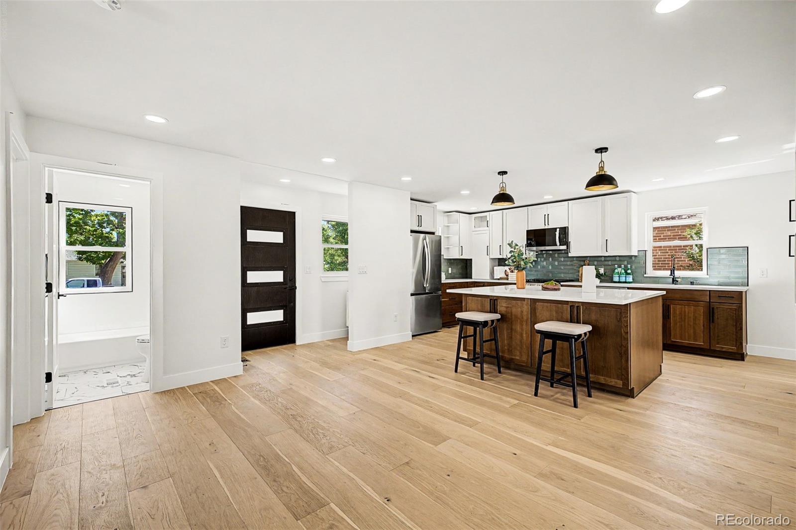 MLS Image #10 for 2029  gray street,denver, Colorado