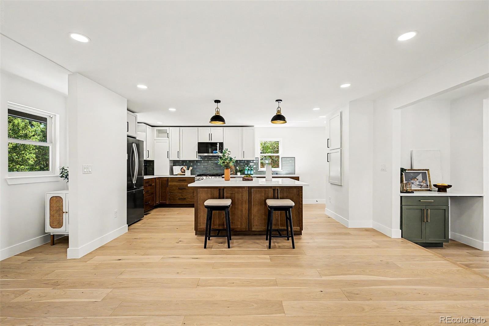MLS Image #12 for 2029  gray street,denver, Colorado