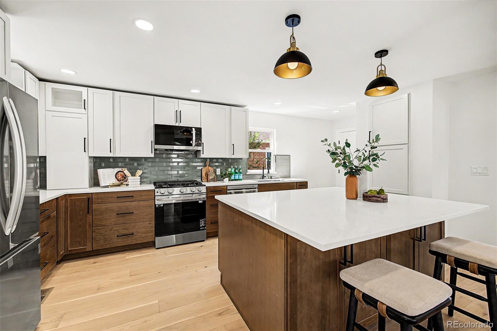 MLS Image #15 for 2029  gray street,denver, Colorado