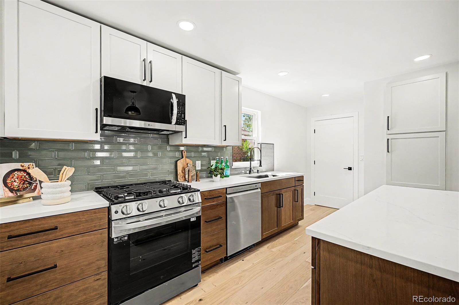 MLS Image #17 for 2029  gray street,denver, Colorado