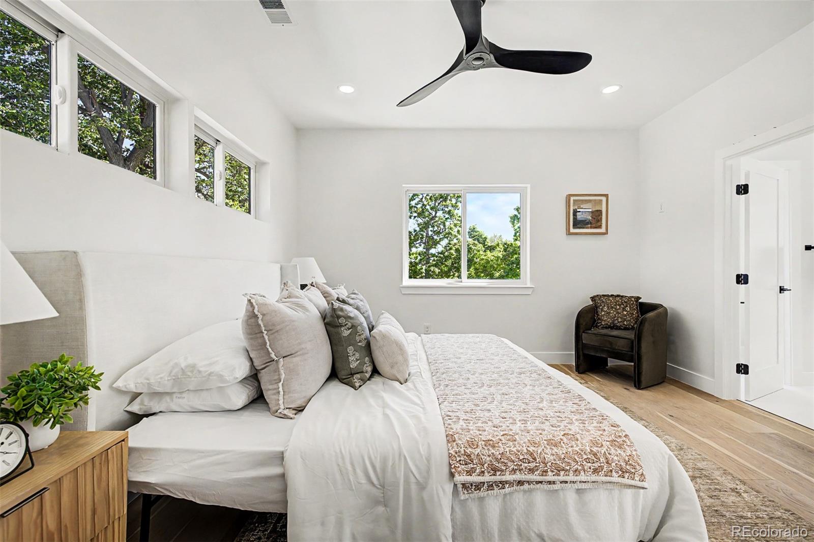 MLS Image #23 for 2029  gray street,denver, Colorado