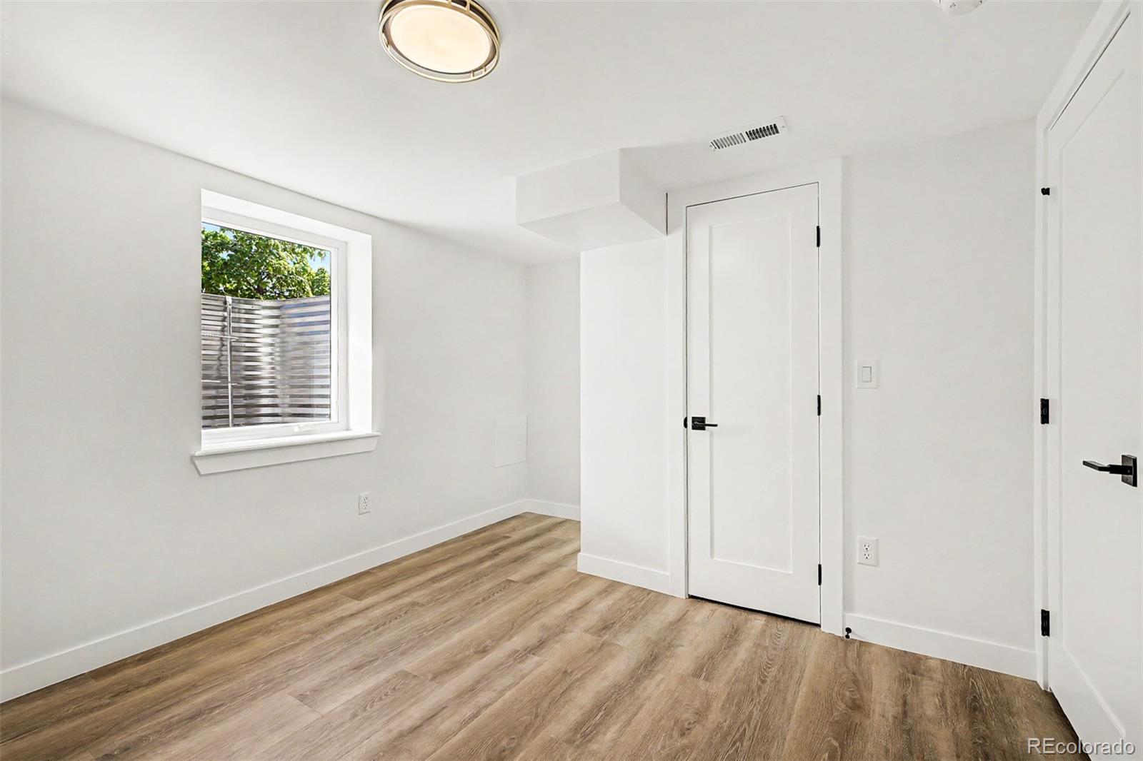 MLS Image #46 for 2029  gray street,denver, Colorado