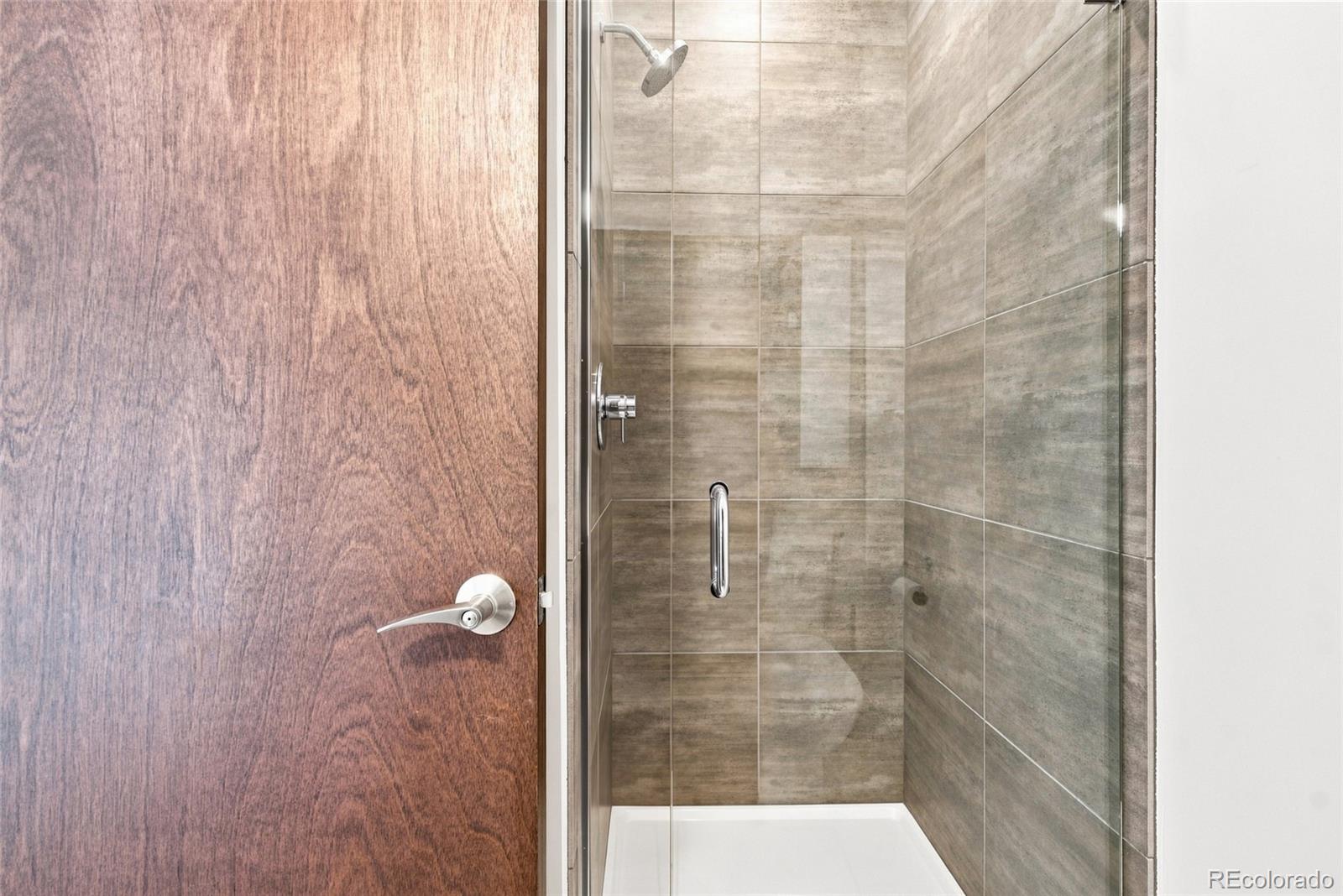 MLS Image #29 for 2202 n emerson street,denver, Colorado