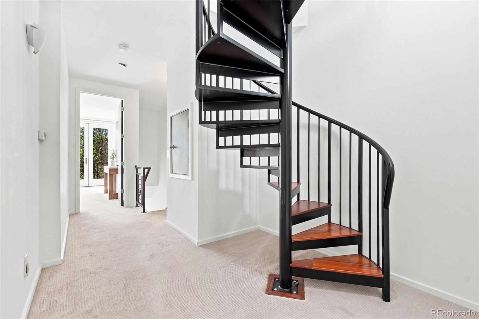 MLS Image #31 for 2202 n emerson street,denver, Colorado