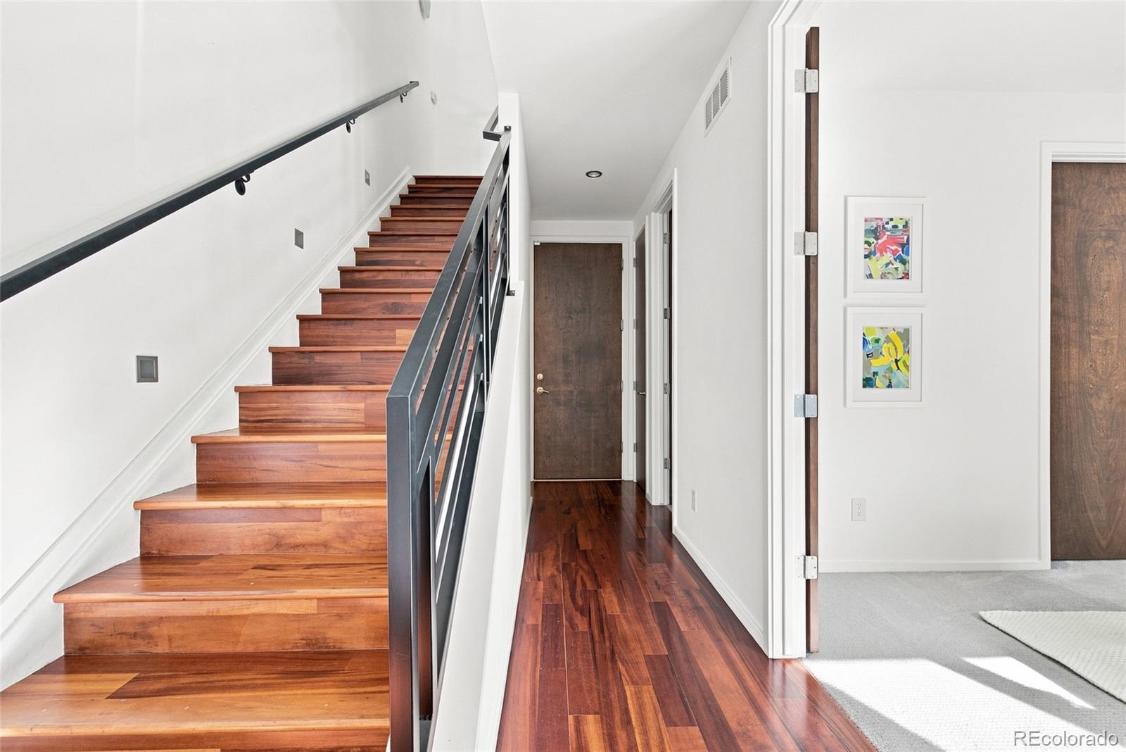 MLS Image #4 for 2202 n emerson street,denver, Colorado
