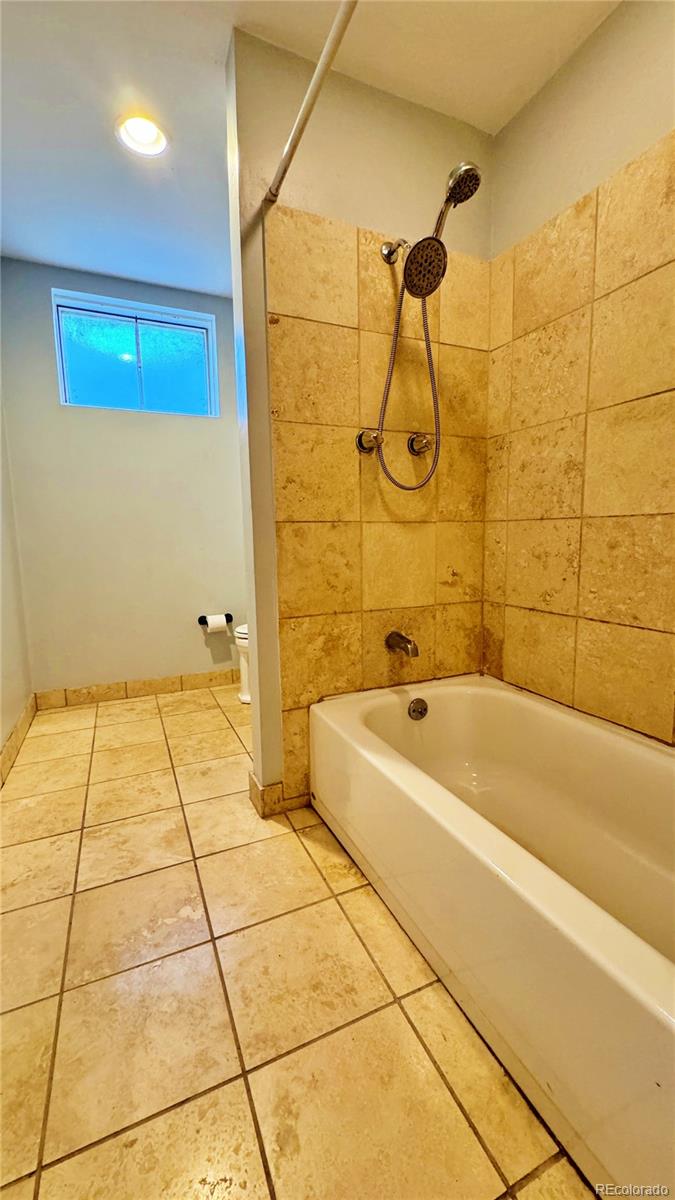 MLS Image #18 for 6644 s race circle,centennial, Colorado