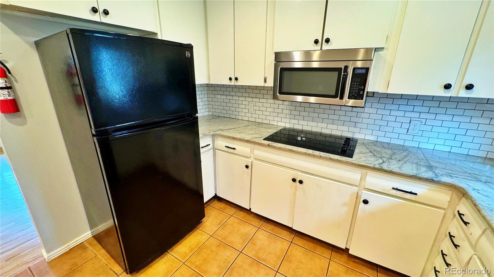 MLS Image #4 for 6644 s race circle,centennial, Colorado