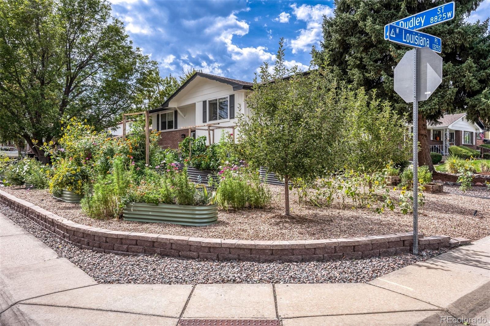MLS Image #5 for 1323 s dudley street,lakewood, Colorado