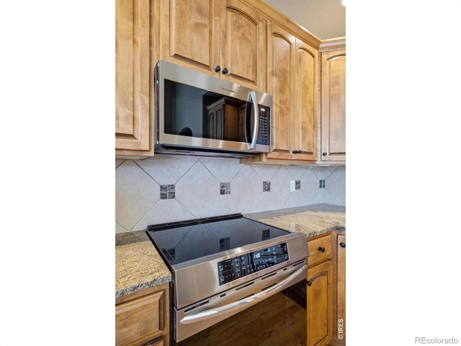 MLS Image #14 for 2010  ridgway court,loveland, Colorado
