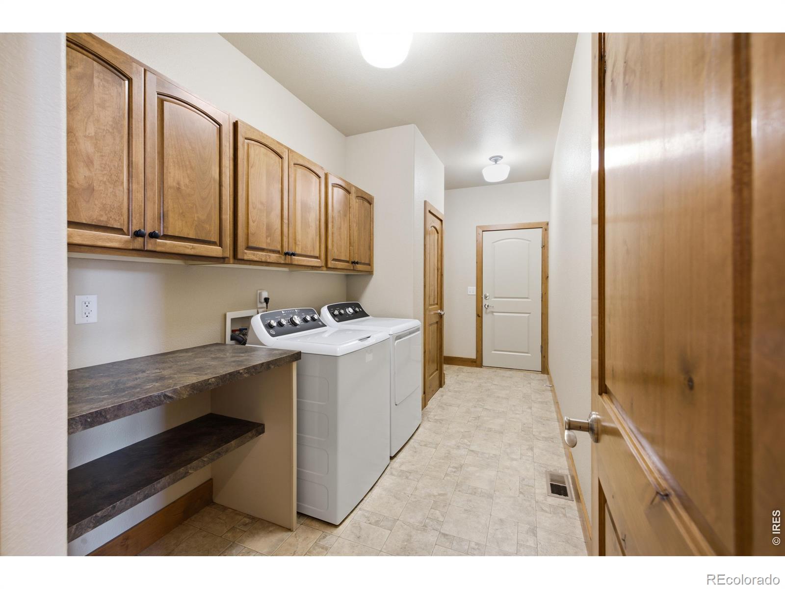 MLS Image #36 for 2010  ridgway court,loveland, Colorado