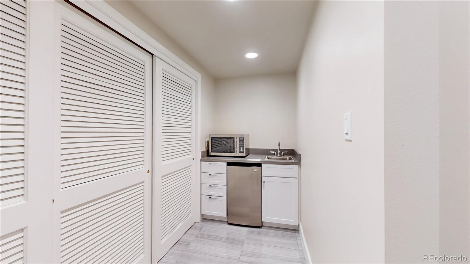 MLS Image #35 for 463  locust street,denver, Colorado