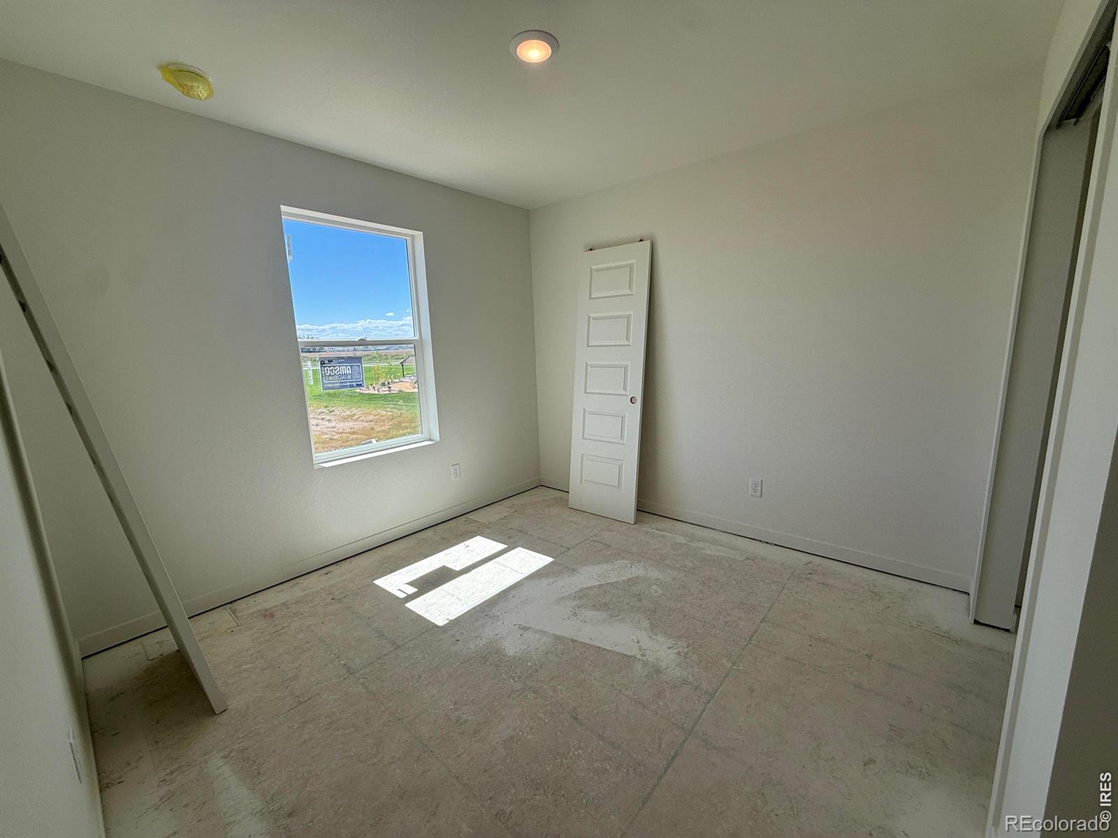 MLS Image #10 for 1974  sorghum way,johnstown, Colorado