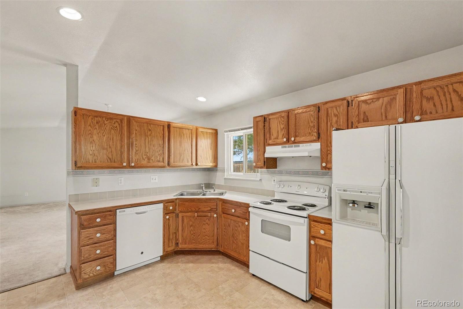 MLS Image #4 for 4735  kings canyon drive,greeley, Colorado
