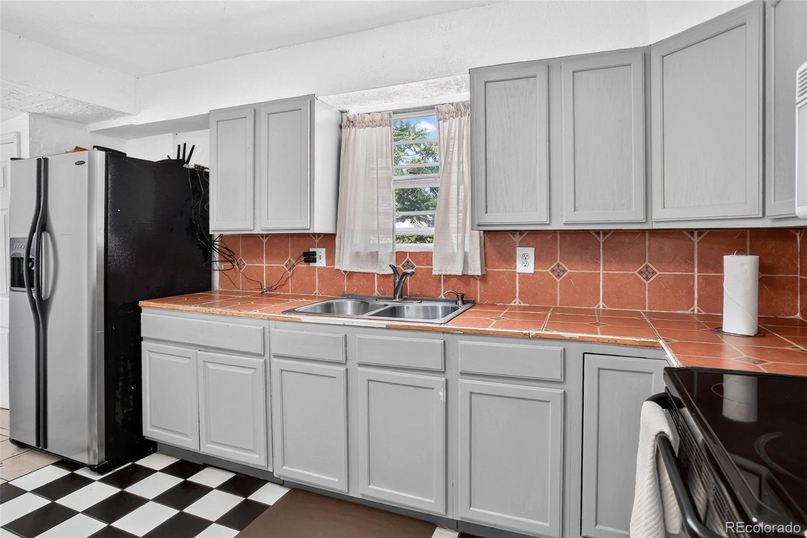 MLS Image #9 for 5715  niagara street,commerce city, Colorado