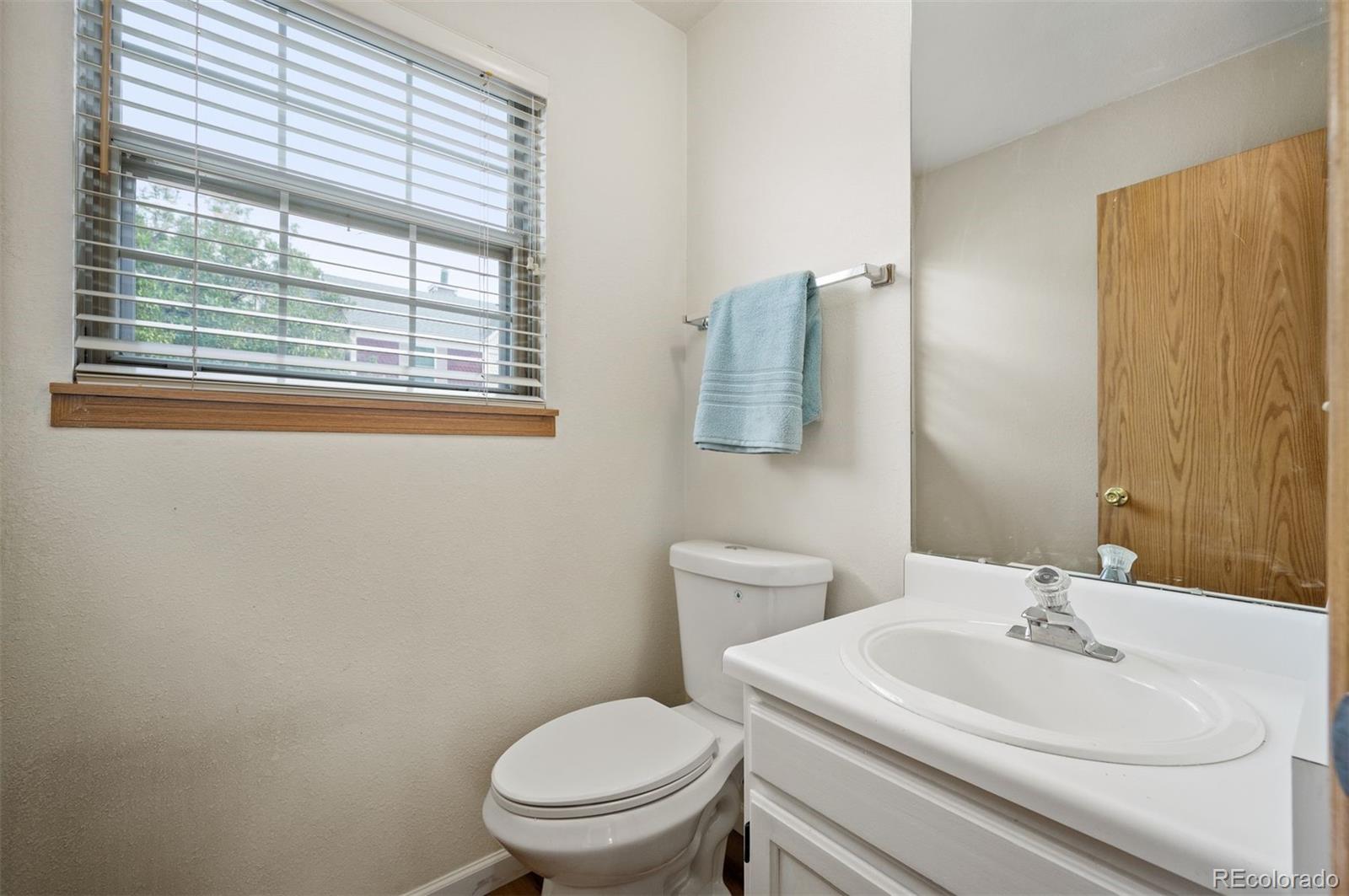 MLS Image #12 for 1699 s trenton street,denver, Colorado