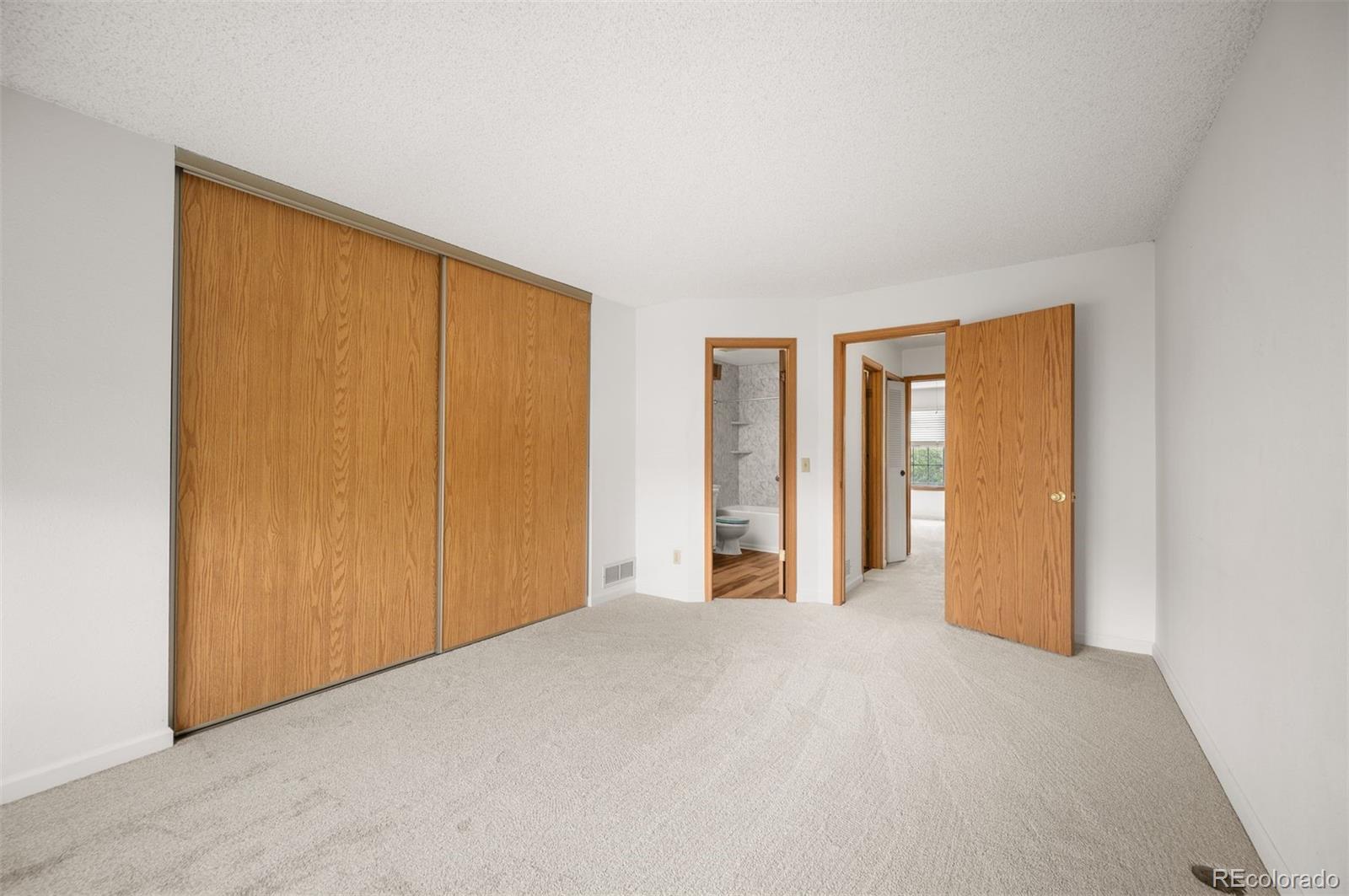MLS Image #13 for 1699 s trenton street,denver, Colorado