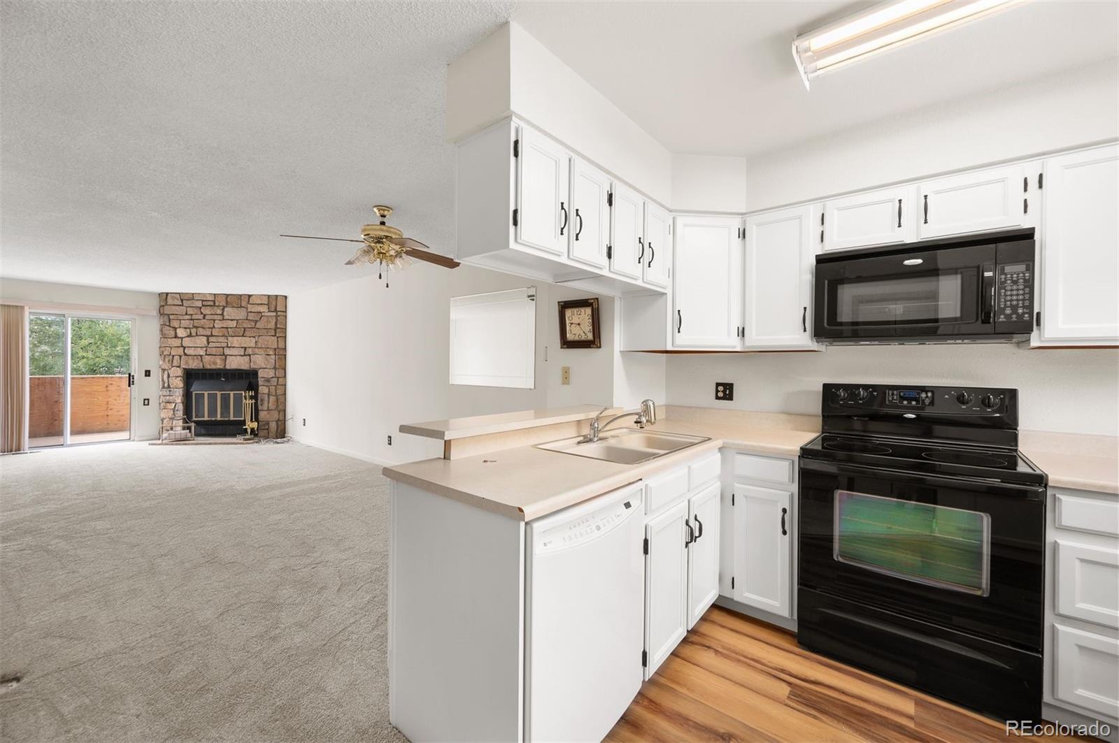 MLS Image #6 for 1699 s trenton street,denver, Colorado