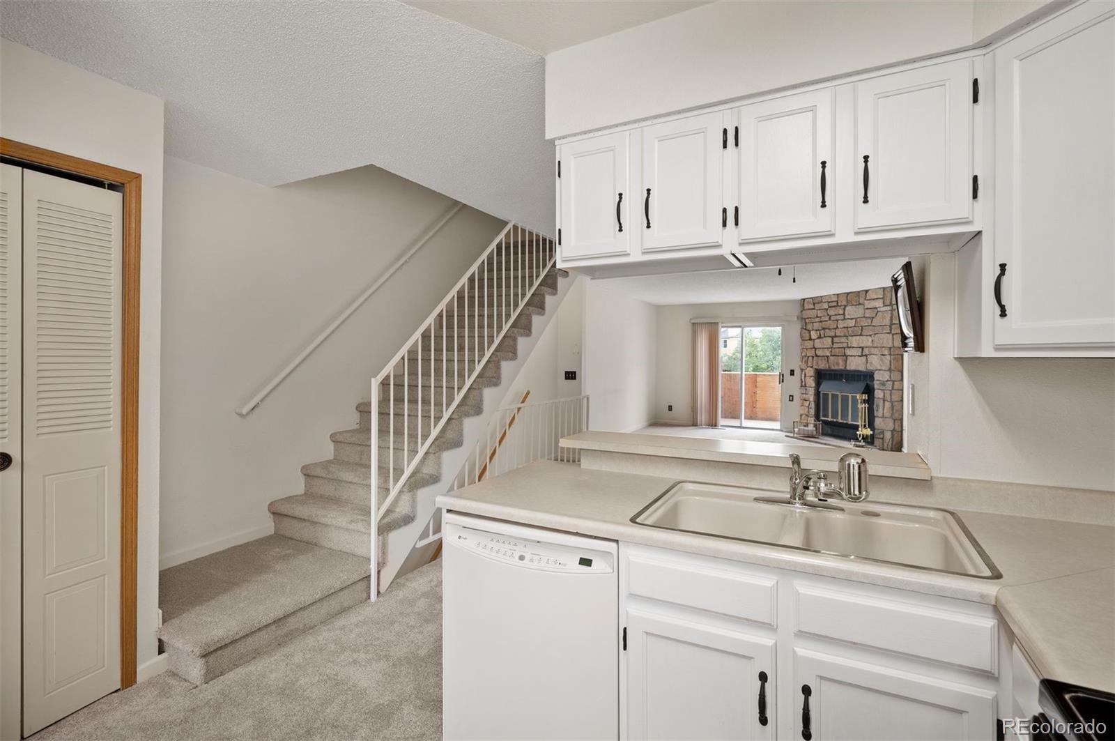 MLS Image #8 for 1699 s trenton street,denver, Colorado