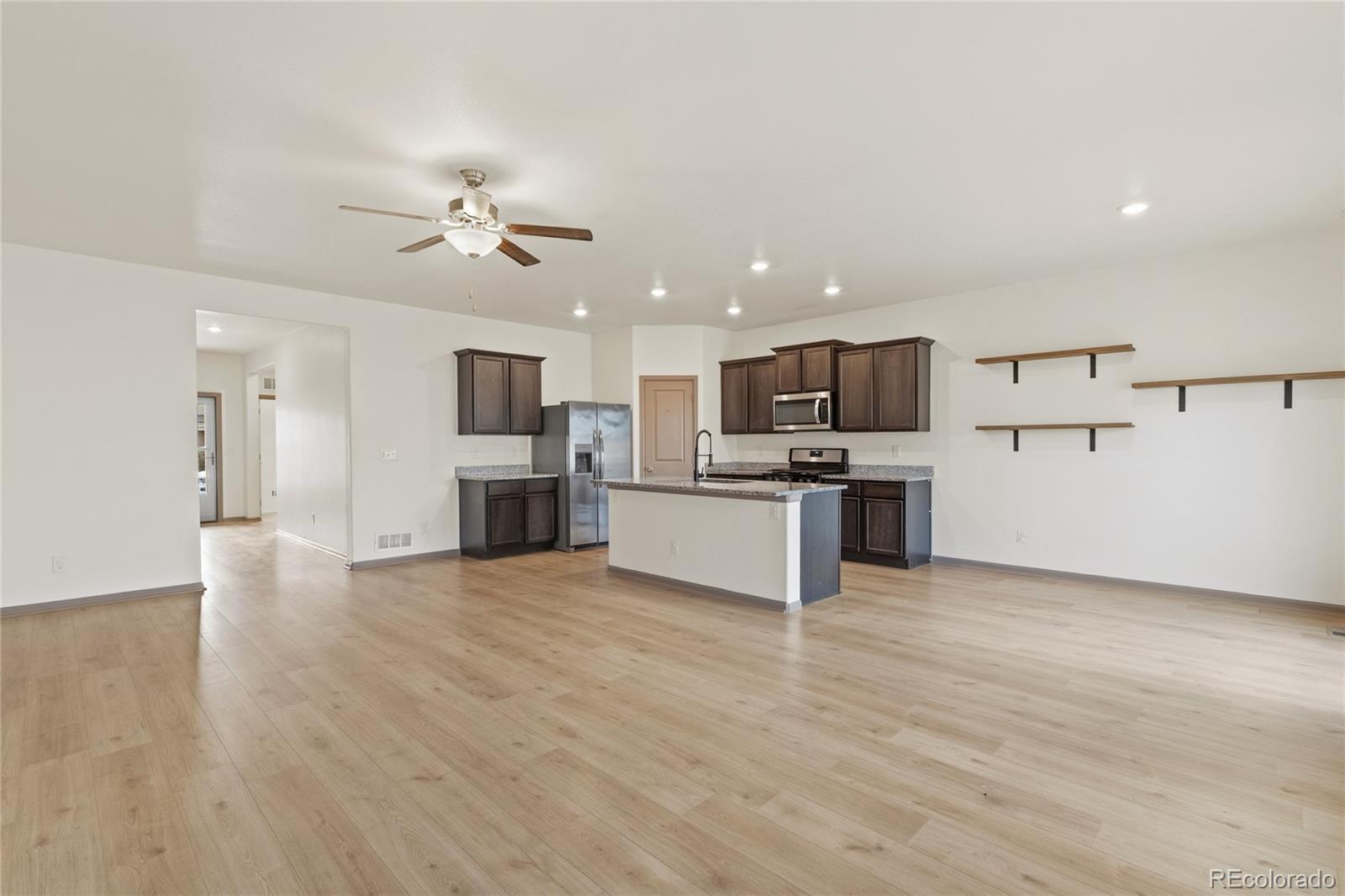 MLS Image #5 for 403  quincy rr avenue,keenesburg, Colorado