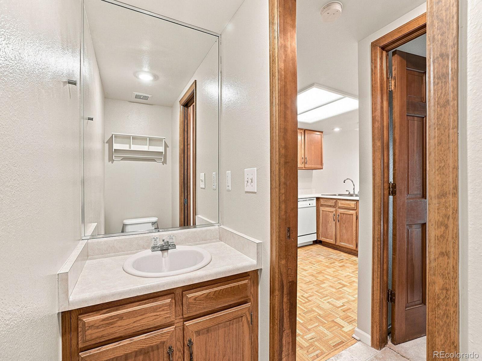 MLS Image #11 for 7712 s cove circle,centennial, Colorado