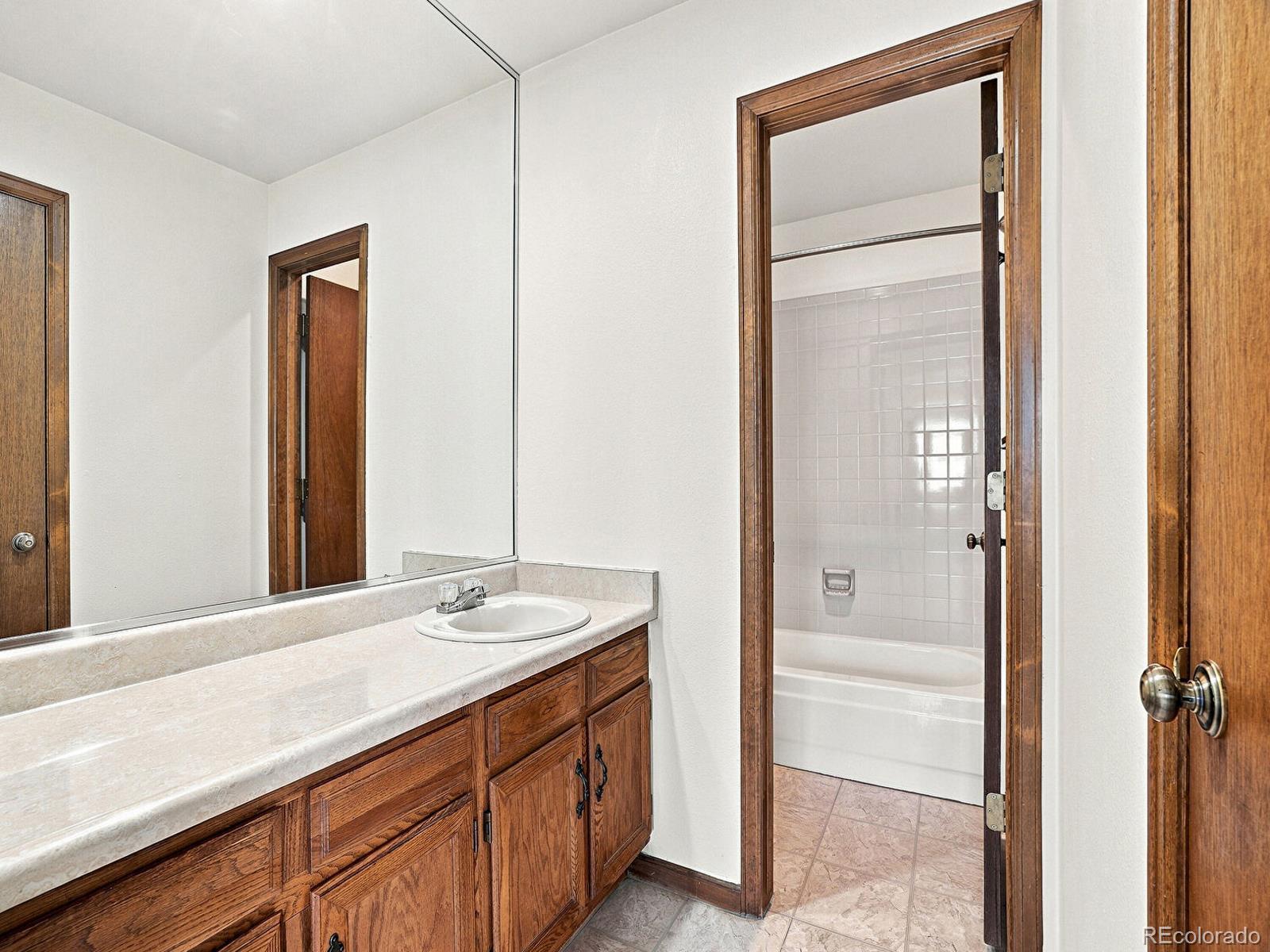 MLS Image #19 for 7712 s cove circle,centennial, Colorado