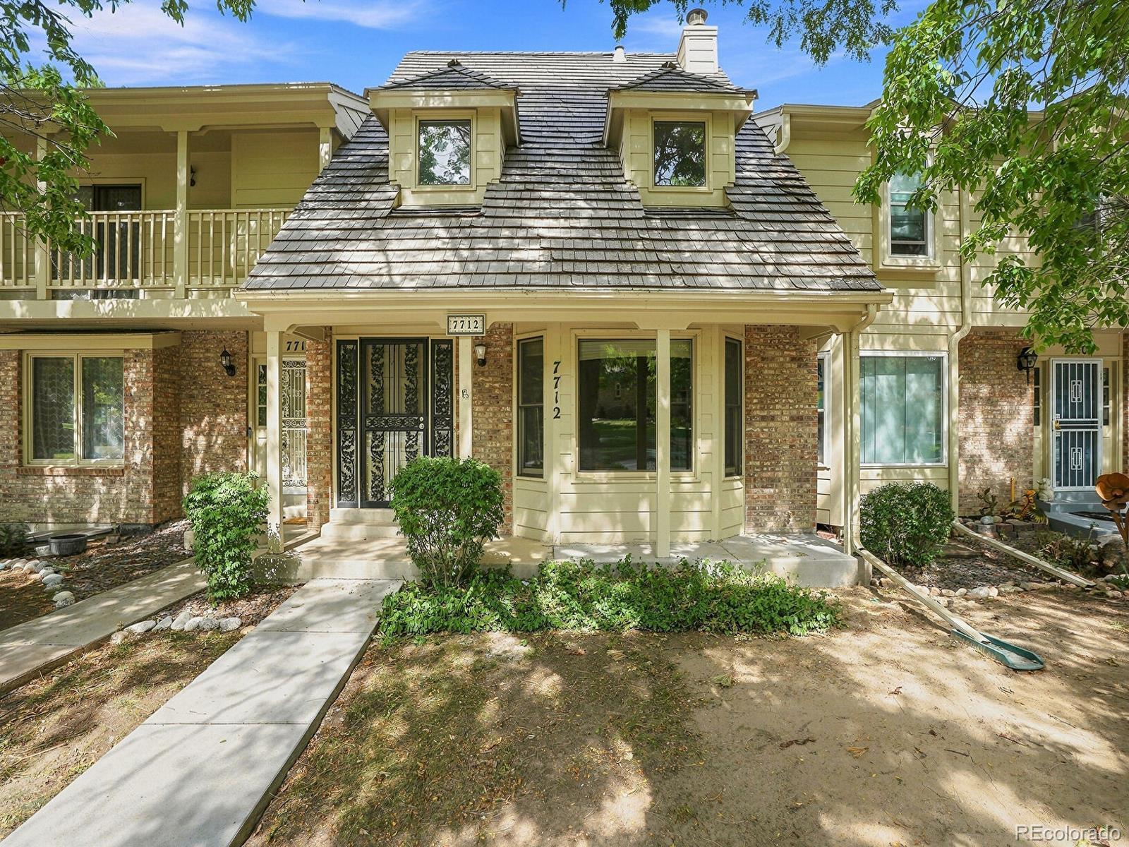 MLS Image #2 for 7712 s cove circle,centennial, Colorado