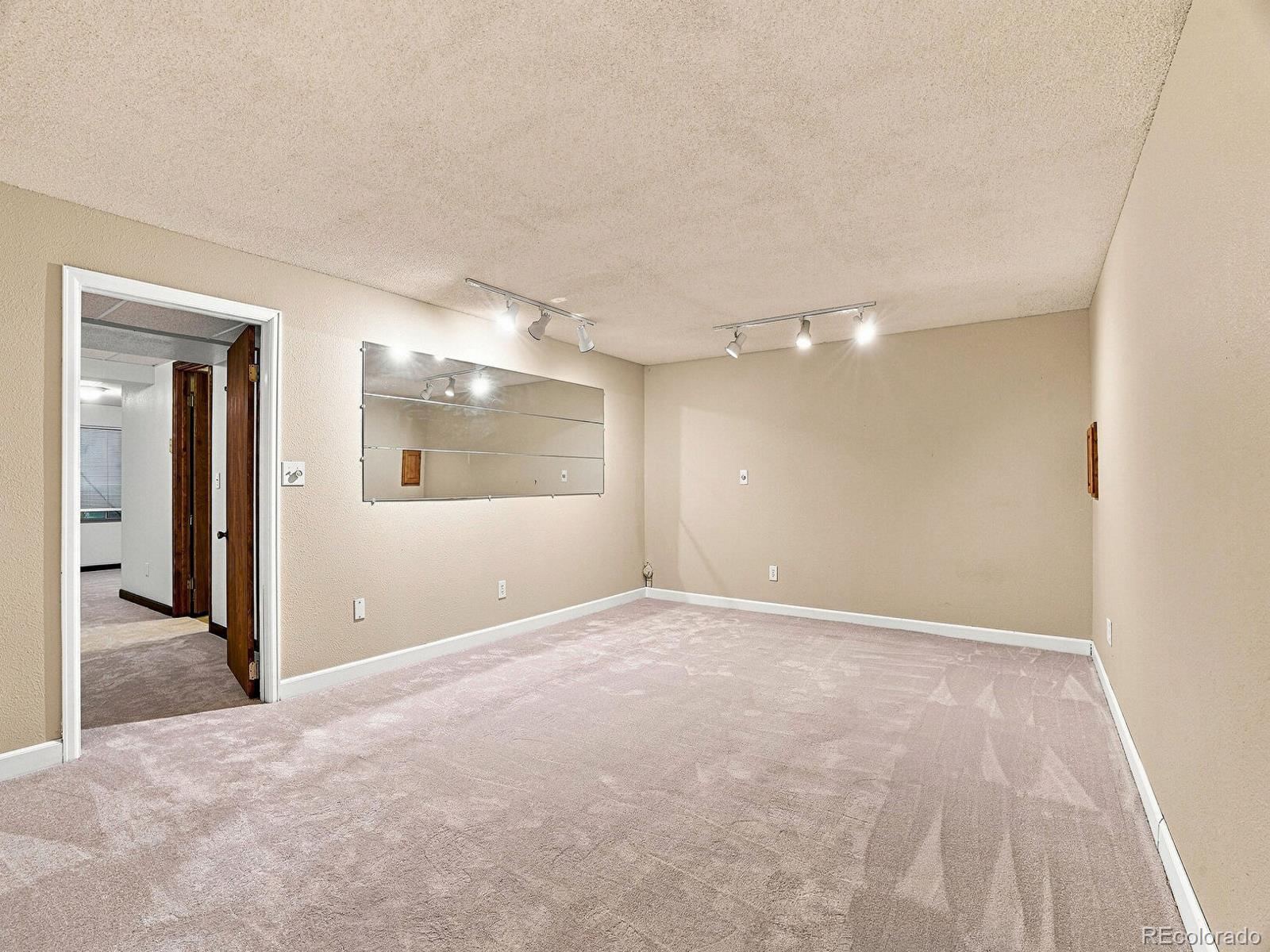MLS Image #21 for 7712 s cove circle,centennial, Colorado