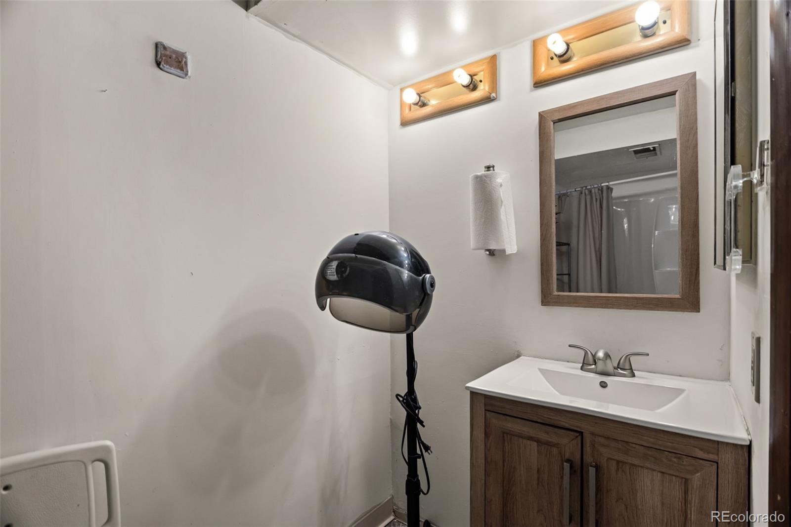 MLS Image #26 for 14462 e mississippi avenue,aurora, Colorado