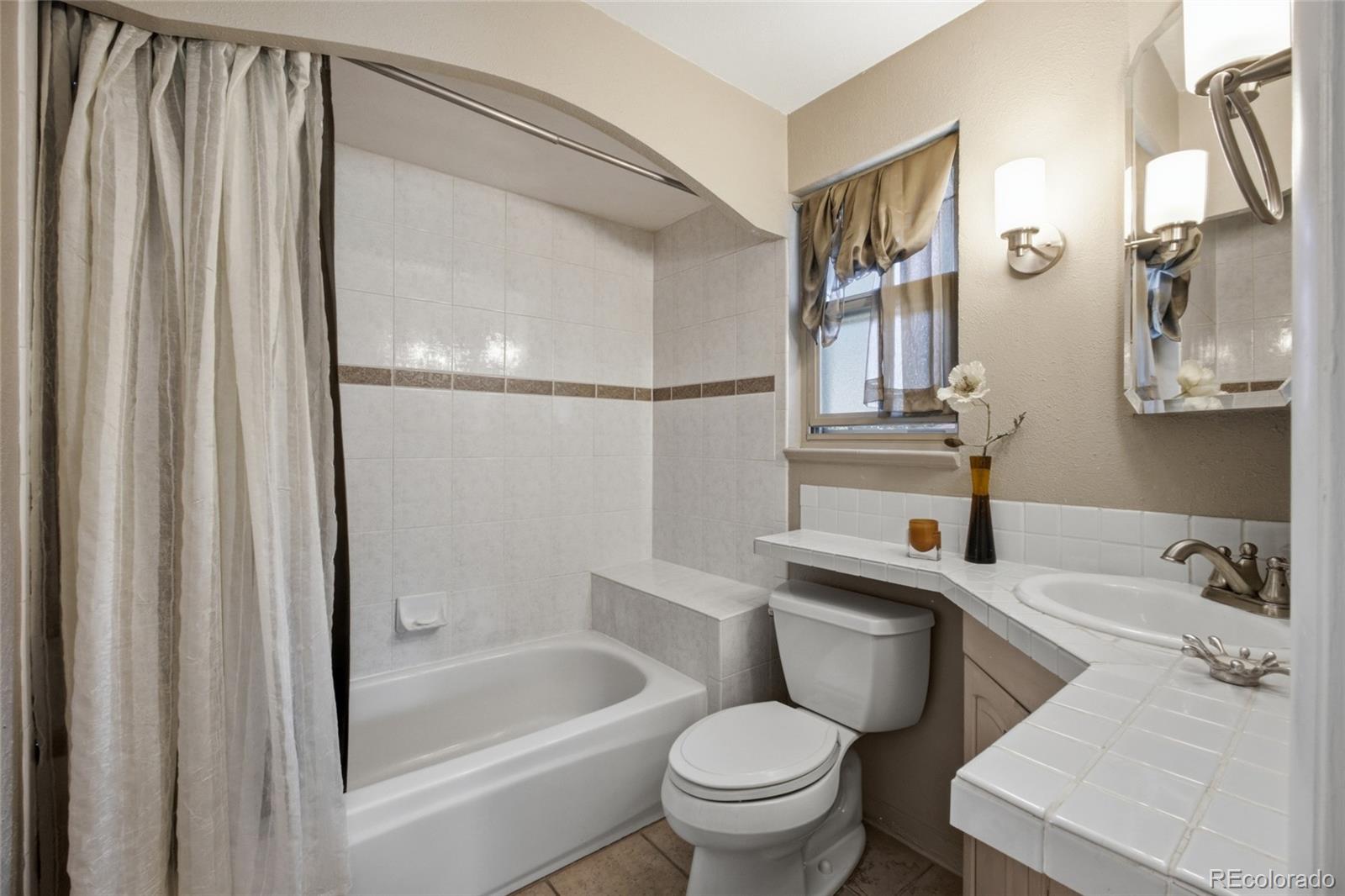 MLS Image #19 for 11327 w 26th place lakewood ,lakewood, Colorado
