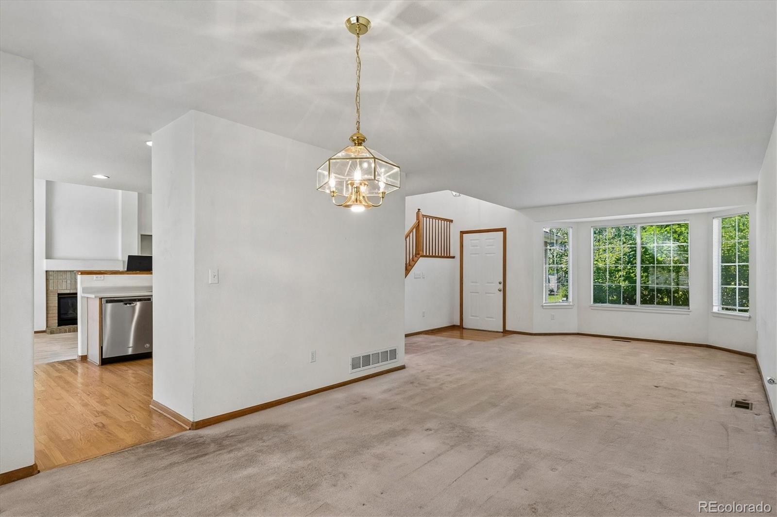 MLS Image #4 for 5781 s bahama circle,aurora, Colorado
