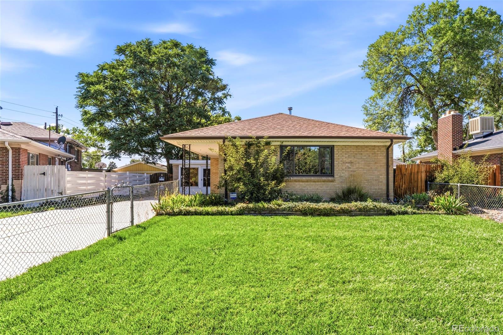 MLS Image #1 for 2309  oakland street,aurora, Colorado