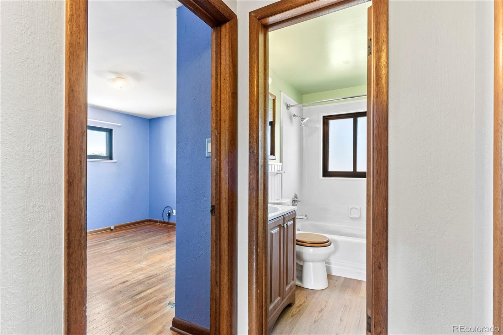 MLS Image #10 for 2309  oakland street,aurora, Colorado