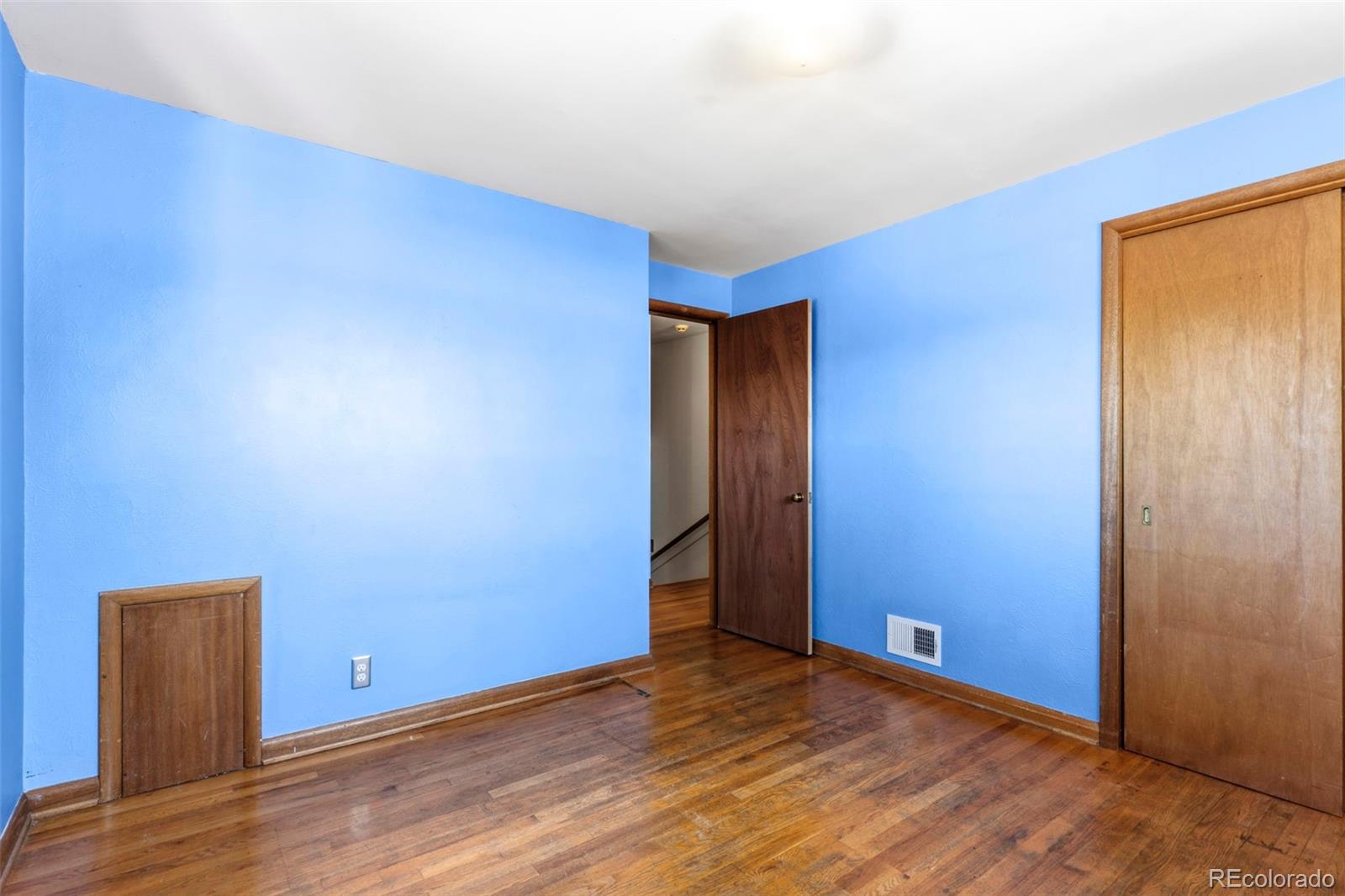 MLS Image #12 for 2309  oakland street,aurora, Colorado