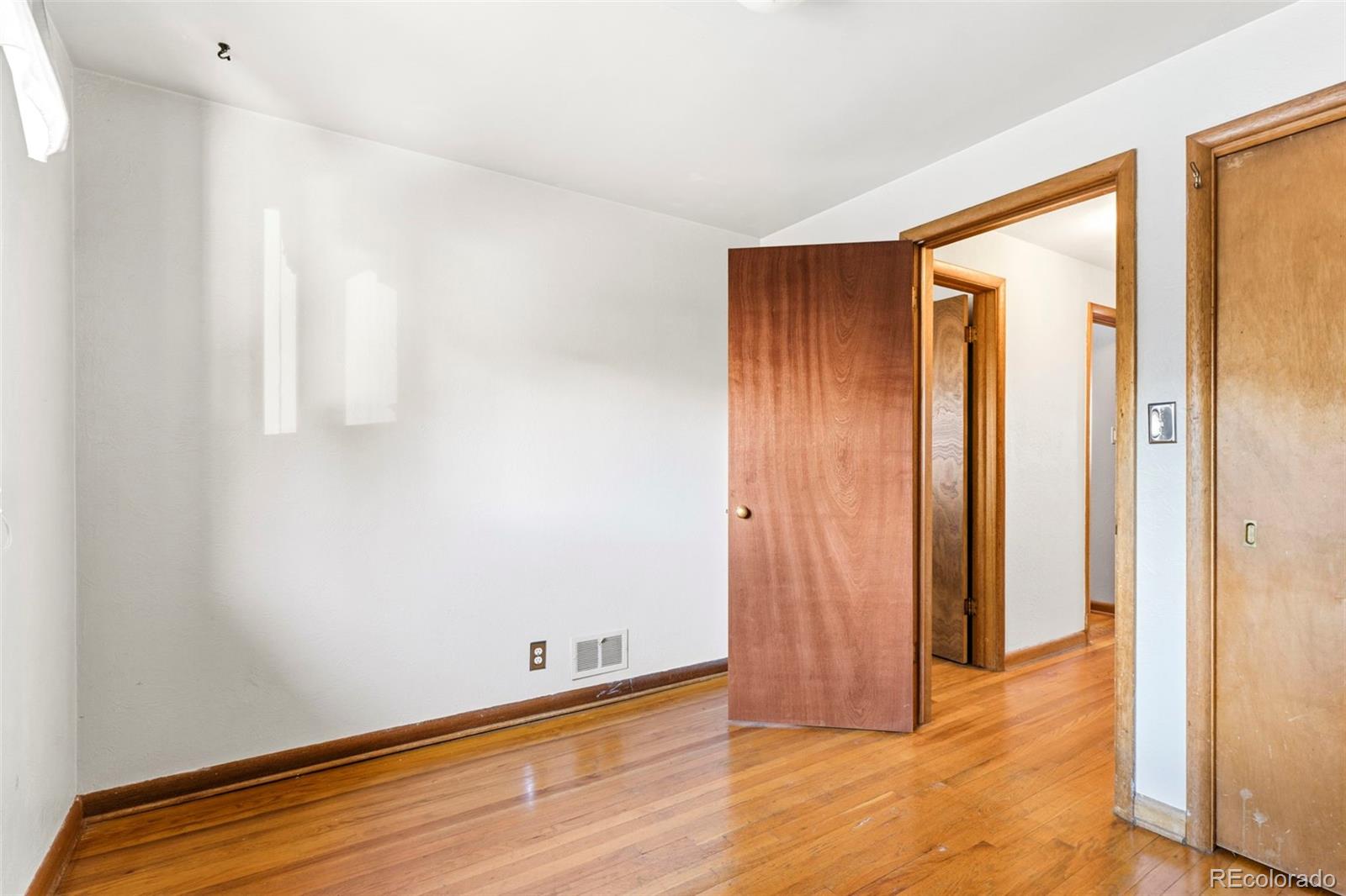 MLS Image #16 for 2309  oakland street,aurora, Colorado