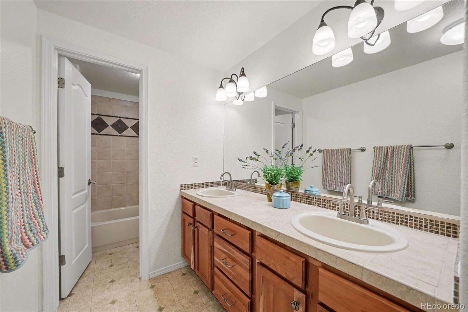 MLS Image #40 for 15843  bridle ridge drive,monument, Colorado