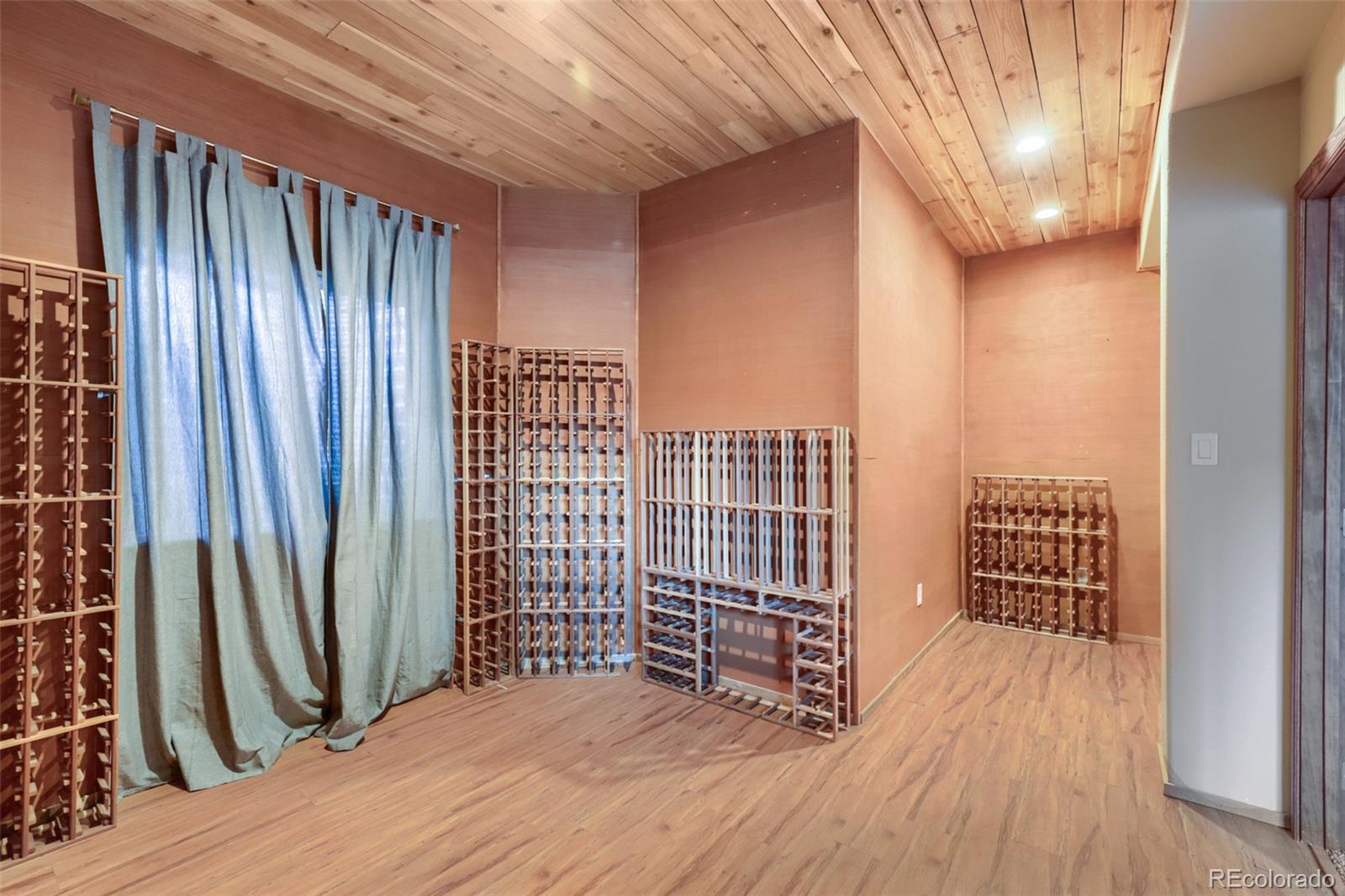 MLS Image #26 for 7691  bison court,littleton, Colorado